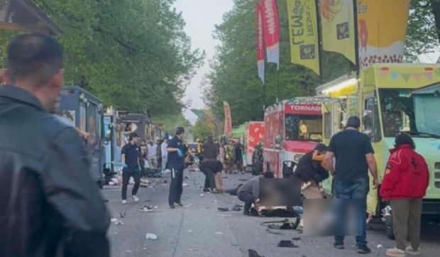 O mașină a intrat în mulțime, sunt mai mulți morți și răniți, la un festival stradal din Vancouver