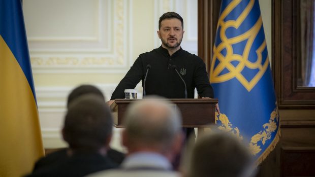 Volodimir Zelenski face acuzații grave: Beijingul furnizează arme Moscovei, iar Steve Witkoff a adoptat „strategia rusă”