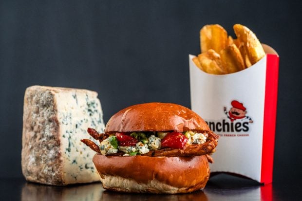 Frenchies – Burgerii cu brânzeturi franțuzești care spun o poveste în fiecaremușcătură
