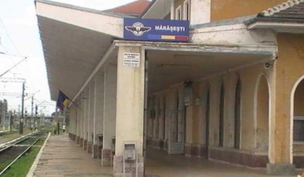 Mecanicul şi conductorul locomotivei care a lovit trenul în gara Mărășești, județul Vrancea, pozitivi la amfetamină: șase oameni au fost răniți