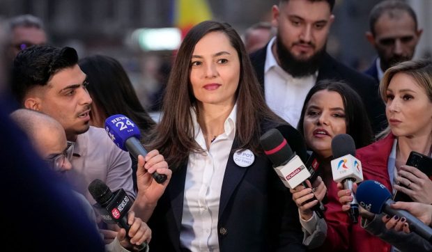 Anamaria Gavrilă, prinsă cu minciuna: „Încearcă pe furiș să treacă legea”