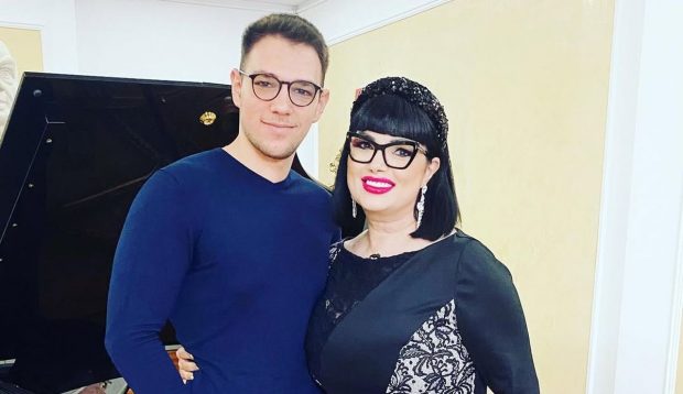 Imagine Stire Ozana Barabancea, noi detalii despre momentul în care Andrew, fiul ei, a făcut infarct și a ajuns la Terapie Intensivă: „Să sperăm că o să se simtă mai bine” | 2review.ro