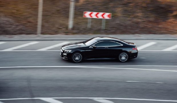 Alertă roșie pe drumuri, după ce un român care se grăbea să ajungă în Portugalia a rămas fără BMW în Franța