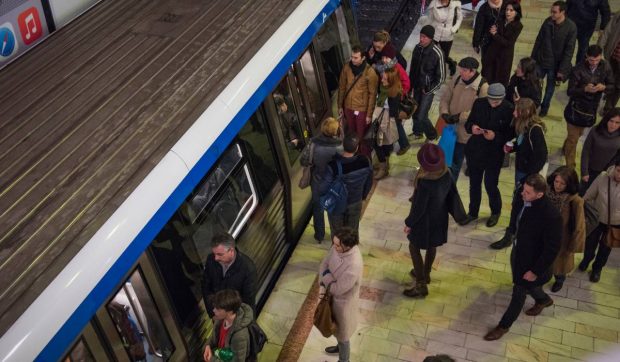 Avarie la metrou, pe Magistrala 2, între Tineretului și Eroii Revoluției: circulația a fost afectată