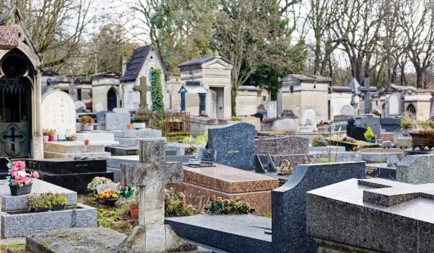 De ce ai vizita cimitirul din Paris în care se odihnește Edith Piaf: se compară chiar și cu cele mai mari muzee din Orașul Iubirii