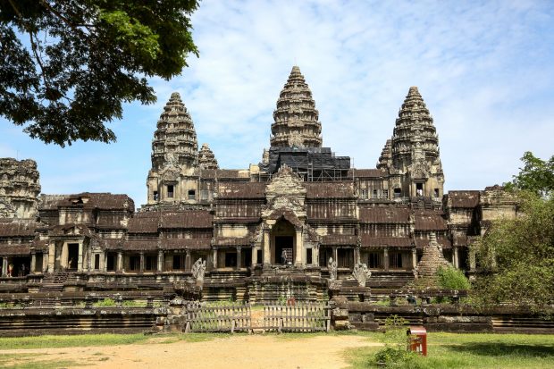Trei oameni au fost uciși de un fulger care a lovit un templu inclus în Patrimoniul Mondial UNESCO, din Cambodgia