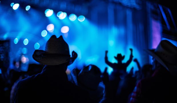 Muzica și mâncarea balcanice pun stăpânire pe Timișoara în Weekend, la Banaton Fest. Dragana Mirković va cânta în premieră live pe malul Begăi