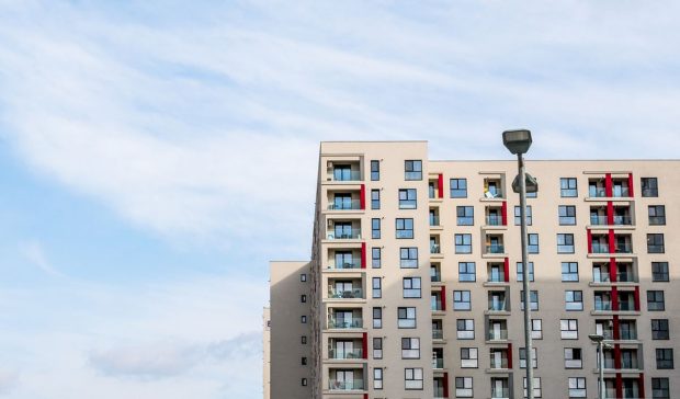 Merită să cumperi un apartament nou prin credit? Avantaje și soluții de finanțare