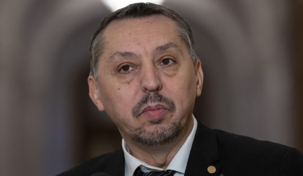 Daniel David vrea schimbări în zona de curriculum: „Trebuie să predăm mai puțin, dar mai relevant”