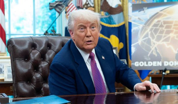 Trump îl laudă pe Xi, dar se plânge că e foarte dur și imposibil de negociat cu el