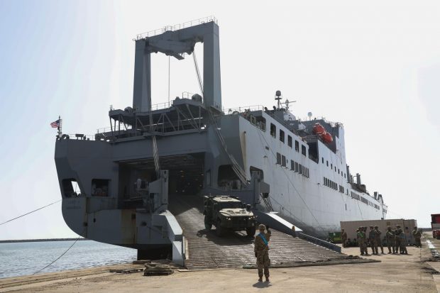 Un bărbat care spiona pentru Rusia un nod logistic al armatei americane a fost arestat în Grecia