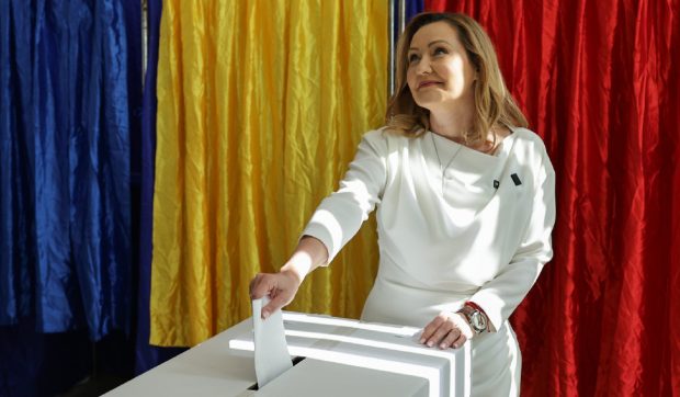 Elena Lasconi, prima apariție după scandalul pozelor false cu Nicușor Dan: „Am votat cu credința că nicio femeie nu va mai fi catalogată isterică”