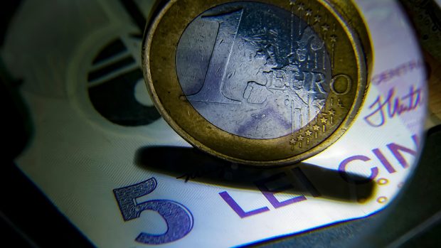Leul crește din nou miercuri, 13 mai 2026, în raport cu euro. Cât a recuperat moneda națională în ultima săptămâna, după criza politică