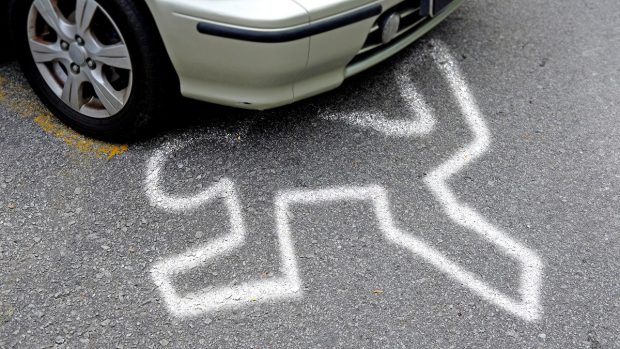 Accident mortal, în București: Un șofer a lovit doi pietoni în timp ce traversau strada, iar unul dintre ei a murit