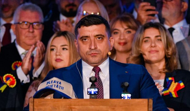 De ce „fugem” de proteste, George Simion?