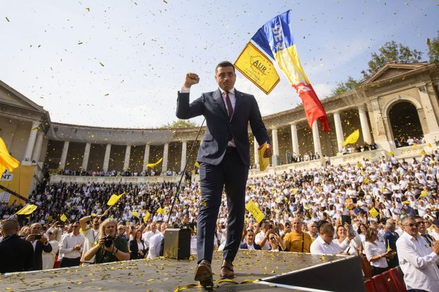 Cum va arăta România suveranistă a lui George Simion. Mihail Chiru, lector universitar la Oxford: „Hăituirea opoziției, oligarhi și distrugerea statului de drept”