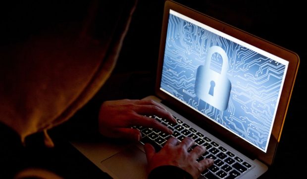 De ce să te ferești de parolele generate cu AI și cum să fii mai în siguranță pe internet