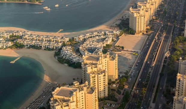 Cum sunt construite insulele artificiale, precum cele din Dubai sau Hong Kong: „Se joacă de-a Dumnezeu și distrug mediul înconjurător”