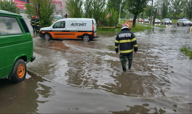 Cod roșu de inundații extins și în Iași, și în Botoșani. A fost trimis un mesaj RO-ALERT la primele ore ale dimineții