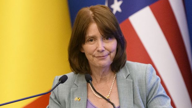 Kathleen Kavalec, ambasadoarea SUA la Bucureşti, se retrage. Cine îi va lua locul