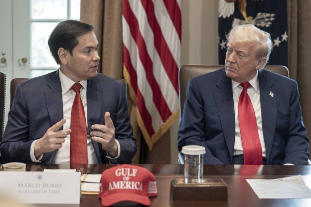 Donald Trump îl numește pe Marco Rubio consilier pentru securitate națională, în locul lui Mike Waltz: „Când am o problemă, o rezolvă”