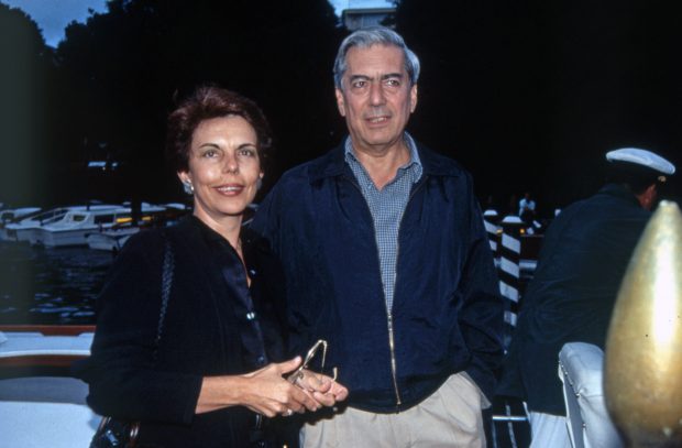 Întrebarea emoționantă pe care Mario Vargas Llosa i-a pus-o soției sale înainte de a muri