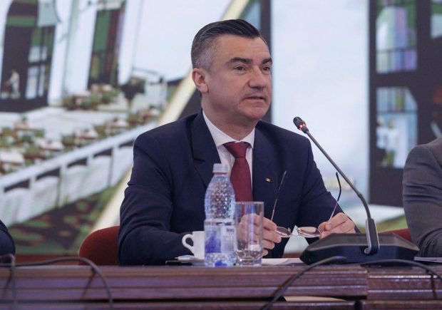 Mihai Chirica, primarul din Iași, furios pe oamenii din subordine: „Nu accept astfel de artficii la limita legii”