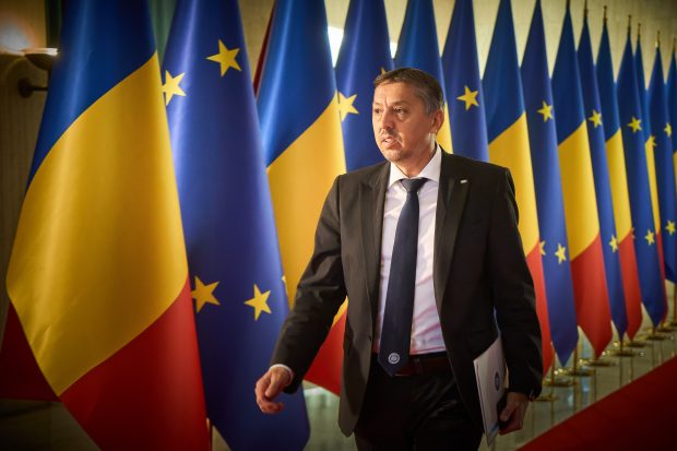 Ministrul Educației, Daniel David, despre cum a dat Bacalaureatul în anii ‘90. „La Limba română parcă mi-a picat «La Medeleni». Am avut mari emoții”