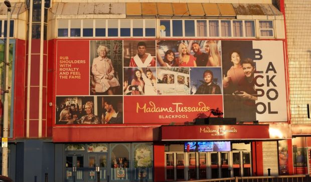 Un cuplu a rămas încuiat în Muzeul Madame Tussauds: „Știam că vom fi arși de vii și că vom muri”