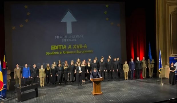 Nicușor Dan îi invită pe studenți să schimbe România: „Dacă veți fi în număr suficient, chiar voi o să fiți cei care o vor face”