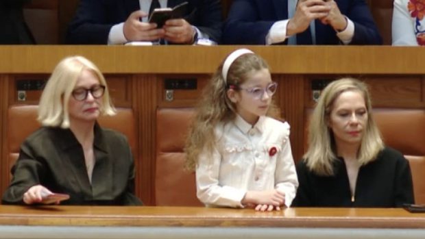 Comentariul amuzant al lui Nicușor Dan despre discursul rostit în Parlament: „Fetița a spus că s-a plictisit”