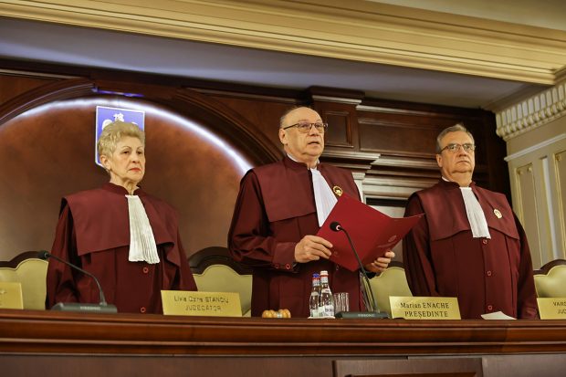 Cum ar putea arăta motivarea CCR în cazul secretizării declarațiilor de avere. Avocatul Cristian Clipa: „Procurorii nu trebuie să fie serviți ca la restaurant”