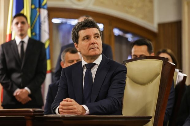 Nicușor Dan, despre posibilitatea ca PSD să rămână în opoziție: „Trebuie să ne angajăm să rezolvăm problemele, nu să dezertăm”