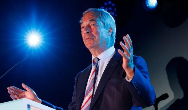 Nigel Farage ar putea ajunge premierul Marii Britanii după dezastrul conservatorilor la locale, avertizează specialiștii