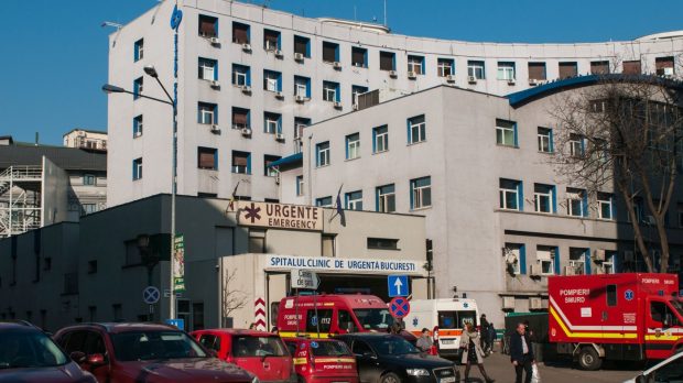 O femeie a fost împușcată în complexul Cosmopolis din Ilfov. Tânăra a murit la Spitalul Floreasca, criminalul s-a sinucis | VIDEO