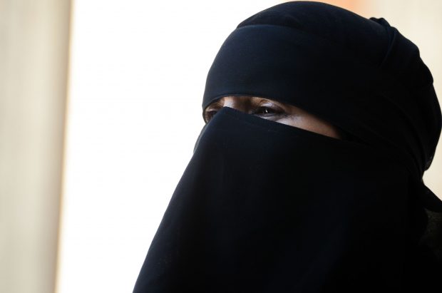 Închisorile groazei din Arabia Saudită unde femeile sunt închise și biciuite la ordinul soților „pentru disciplină”