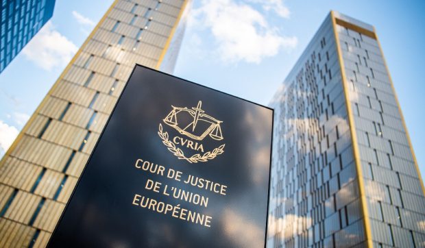 Uniunea Europeană dă în judecată cinci state membre pentru neaplicarea Legii serviciilor digitale