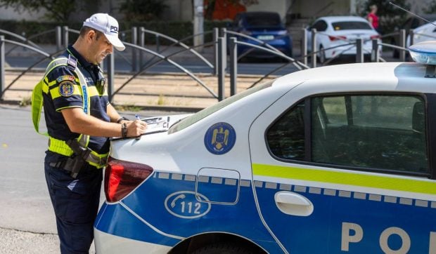 Șofer prins în Brașov băut și fără permis de conducere, la volanul unei mașini furate