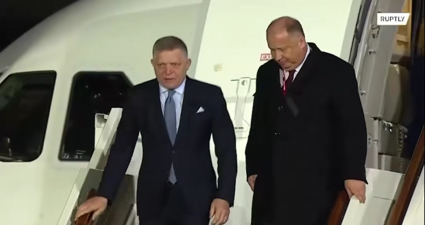 România i-a permis lui Robert Fico să zboare la Moscova prin spațiul ei aerian, după ce balticii i-au interzis survolul I VIDEO