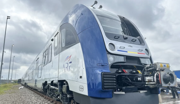 Primul tren electric regional PESA a fost prezentat la Oradea. Are o singură clasă de călătorie, ce viteză poate atinge