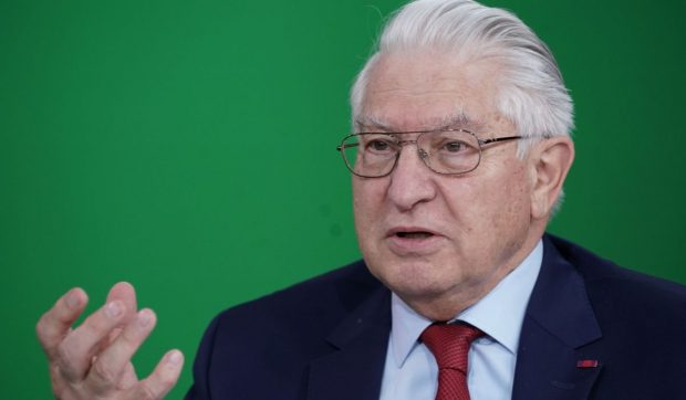 Alimentul considerat panaceu pentru organism. Prof. dr. Vlad Ciurea: „Curăță vasele de sânge”