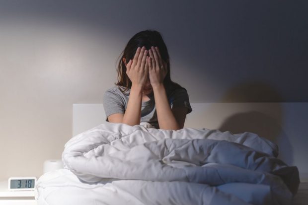  Sfaturi Practice pentru un Somn Liniștit și Protejat de Anxietăți