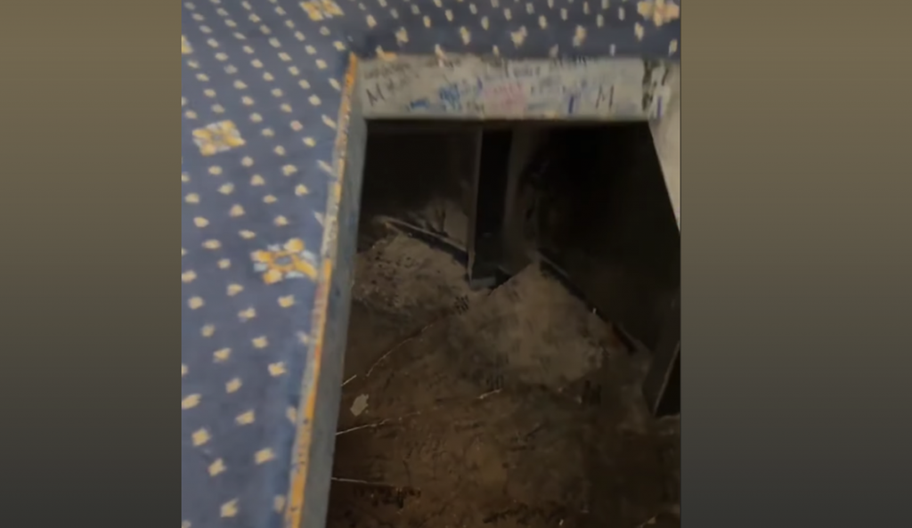 Tunel ascuns sub Capitoliul SUA, cu scară misterioasă sub podea. Detaliile care i-au incitat pe internauți