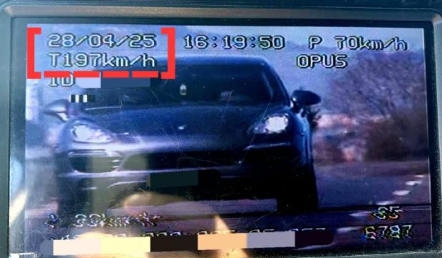 Șofer prins cu aproape 200 km/h, în Brașov: „Nu e o poveste cu final fericit”