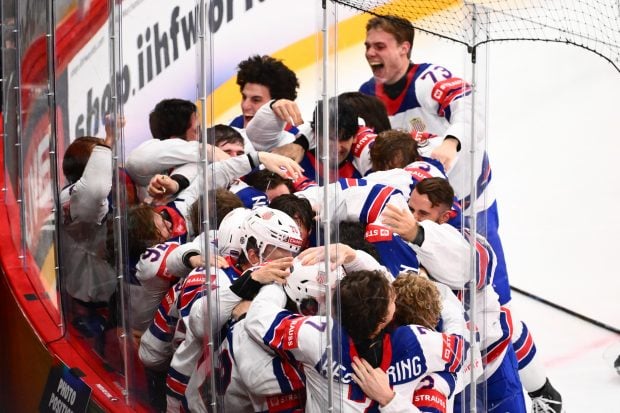 Campionatul Mondial de hochei pe gheață IIHF 2025. Americanii au cucerit titlul mondial după 92 de ani, cu un gol de aur în finala cu Elveția