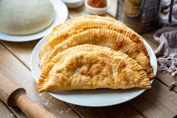 Rețete Delicioase de Șuberek - Secretele Plăcintei Tătare Originală și Adaptată pentru Gusturi Moderne
