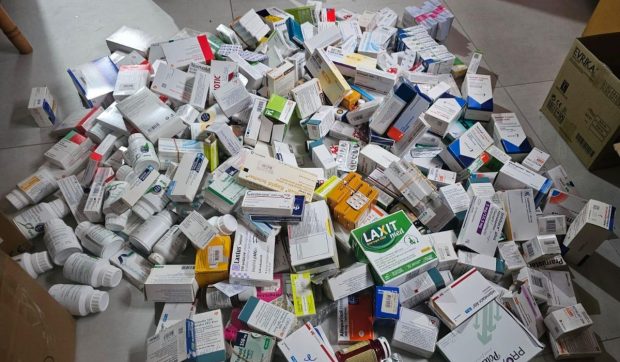 Un nou azil al groazei descoperit la Dorohoi, unde peste 70 de bătrâni erau ținuți în condiții oribile. Stăteau câte 15 în cameră și primeau medicamente și mâncare expirată