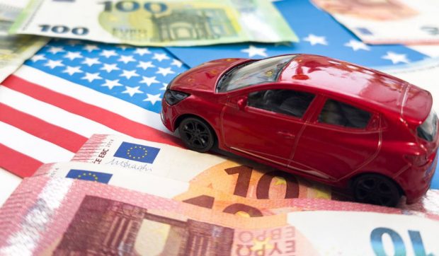 Taxele vamale americane lovesc puternic cel mai mare producător auto din lume