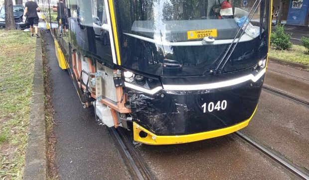 Sensul giratoriu din Timișoara pe care viceprimarul îl vrea închis: „Mașini de 2.000 de euro au avariat tramvaie de câte două milioane de euro”