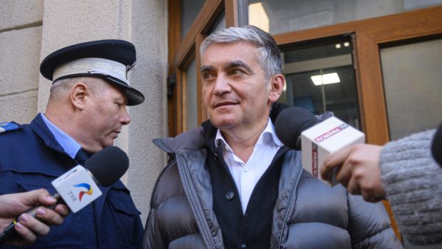 Mandat de arestare preventivă pe numele primarului oraşului Sinaia, Vlad Oprea